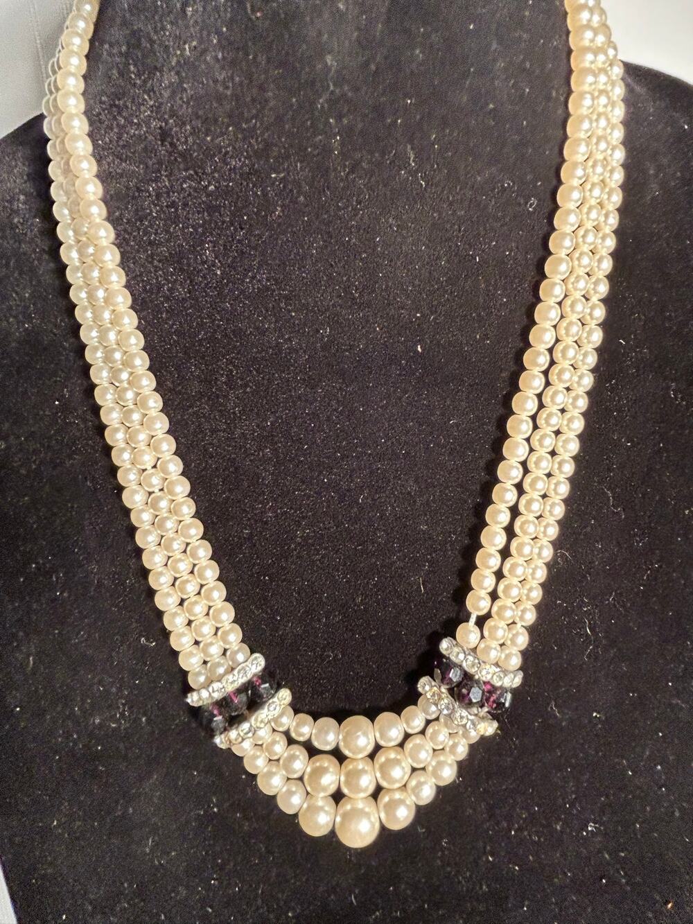 Vintage Triple Strand Faux Pearl Necklace Black Faceted Bead Spacer Bars 22"